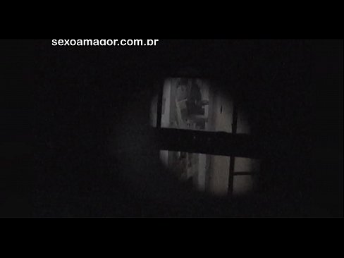 ❤️ Blondie blir hemligt videofilmad av en voyeur från grannskapet gömd bakom ihåliga tegelstenar ❤❌ Porno at sv.javarchive.top
